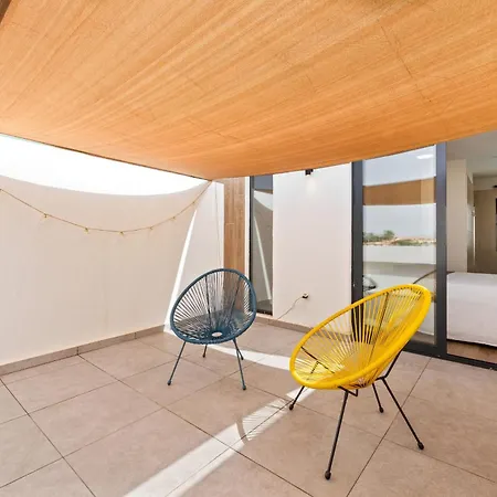 Brisas De * 拉·奥利瓦